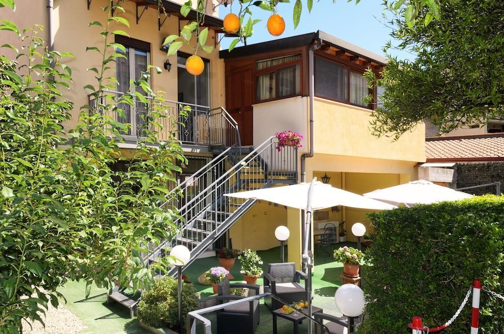 Nonna Germina Locazione Turistica Villa Roccalumera Ngoại thất bức ảnh